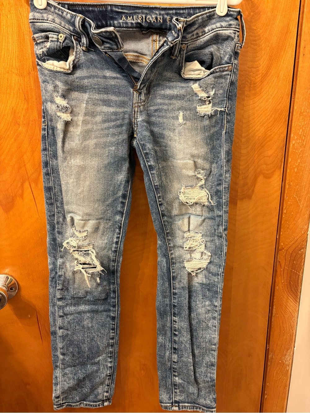 American Eagle Outfitters Distressed Light Blue Skinny Jeans